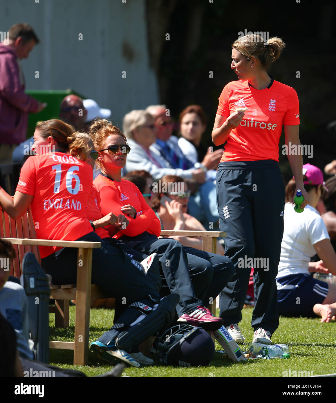 Jim Carter, in his role as President of Hampstead Cricket Club, commentates on a match between Hampstead and England Ladies  Featuring: Charlotte Edwards Where: London, United Kingdom When: 07 Jun 2015 Stock Photo