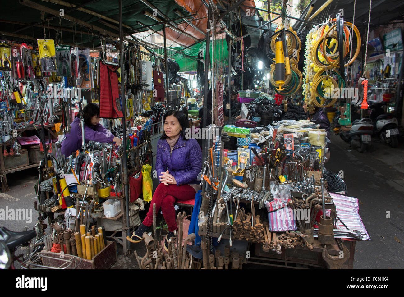 hardware and tool market in Hanoi, Vietnam Stock Photo Alamy