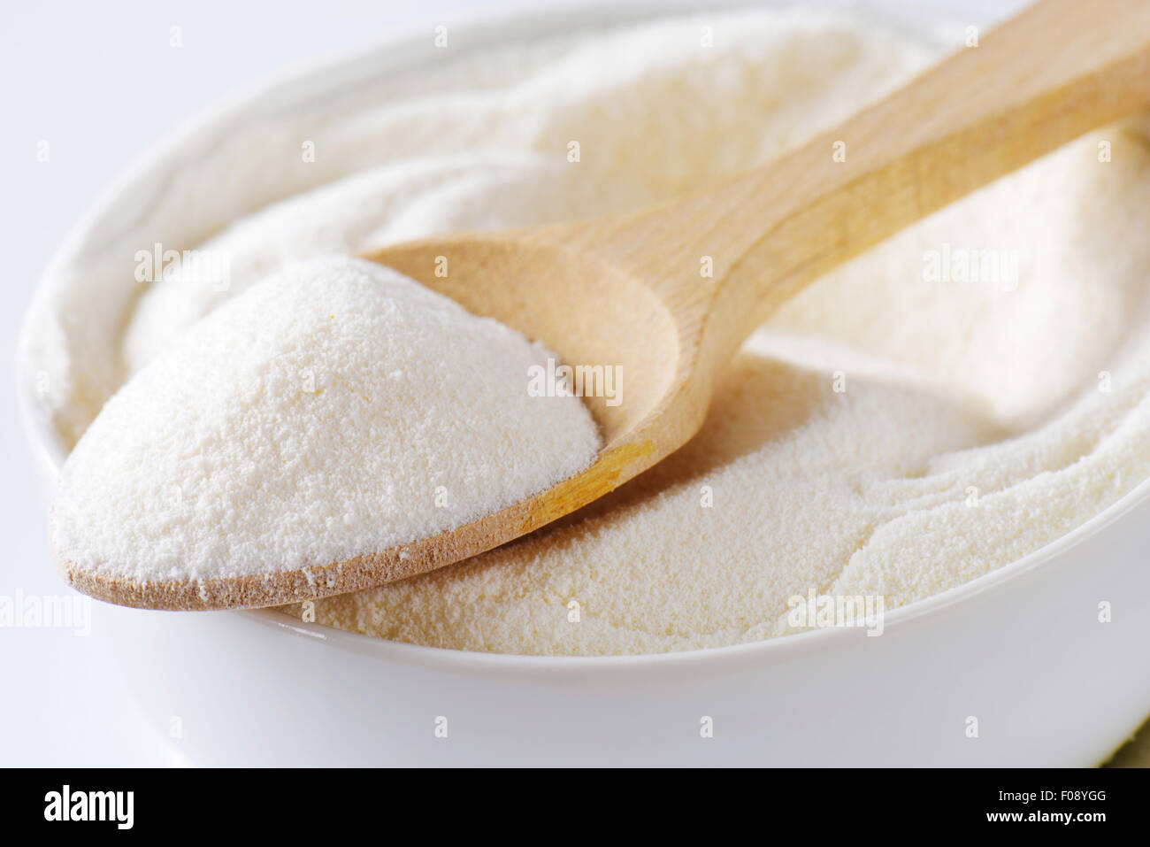 Bowl of full cream powdered milk Stock Photo - Alamy