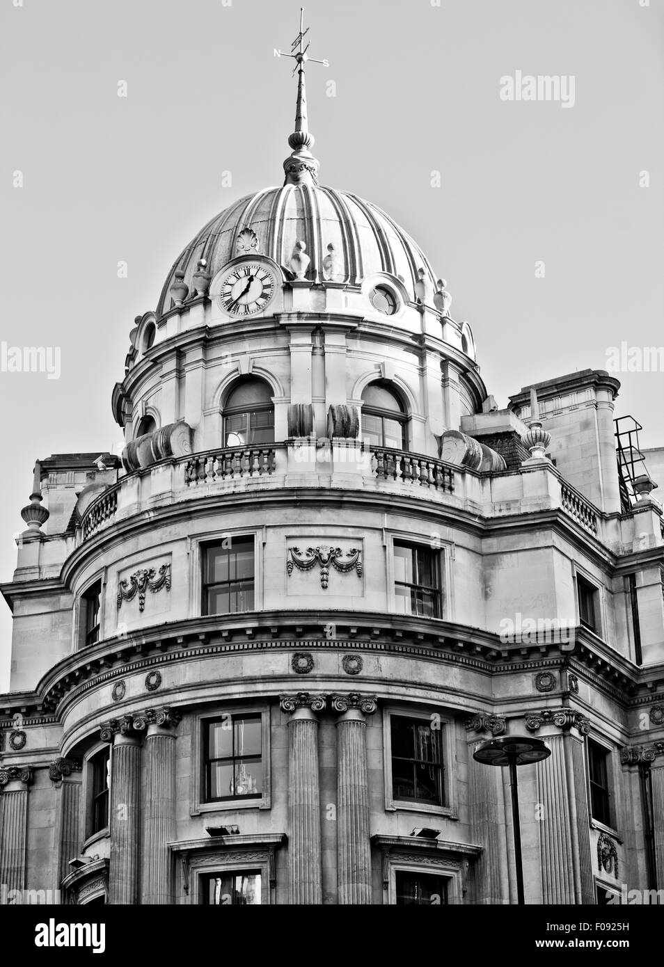 Typical Victorian architecture seen in London, England Stock Photo Alamy