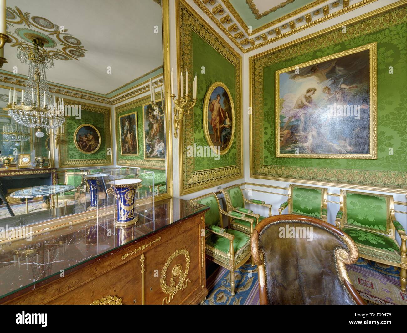 Living room of Versailles Palace in France Stock Photo Alamy