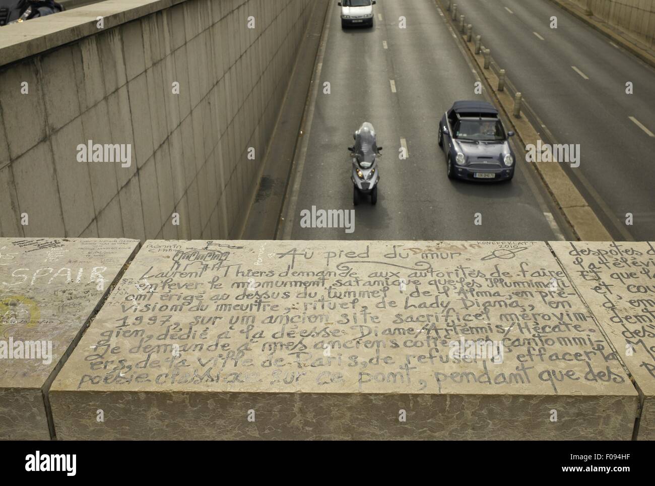 Pont de l'alma tunnel hires stock