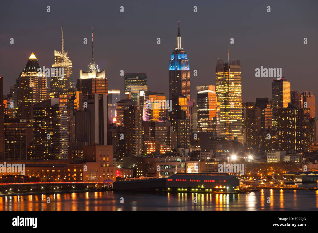 MIDTOWN SKYLINE HUDSON RIVER MANHATTAN NEW YORK CITY USA Stock Photo