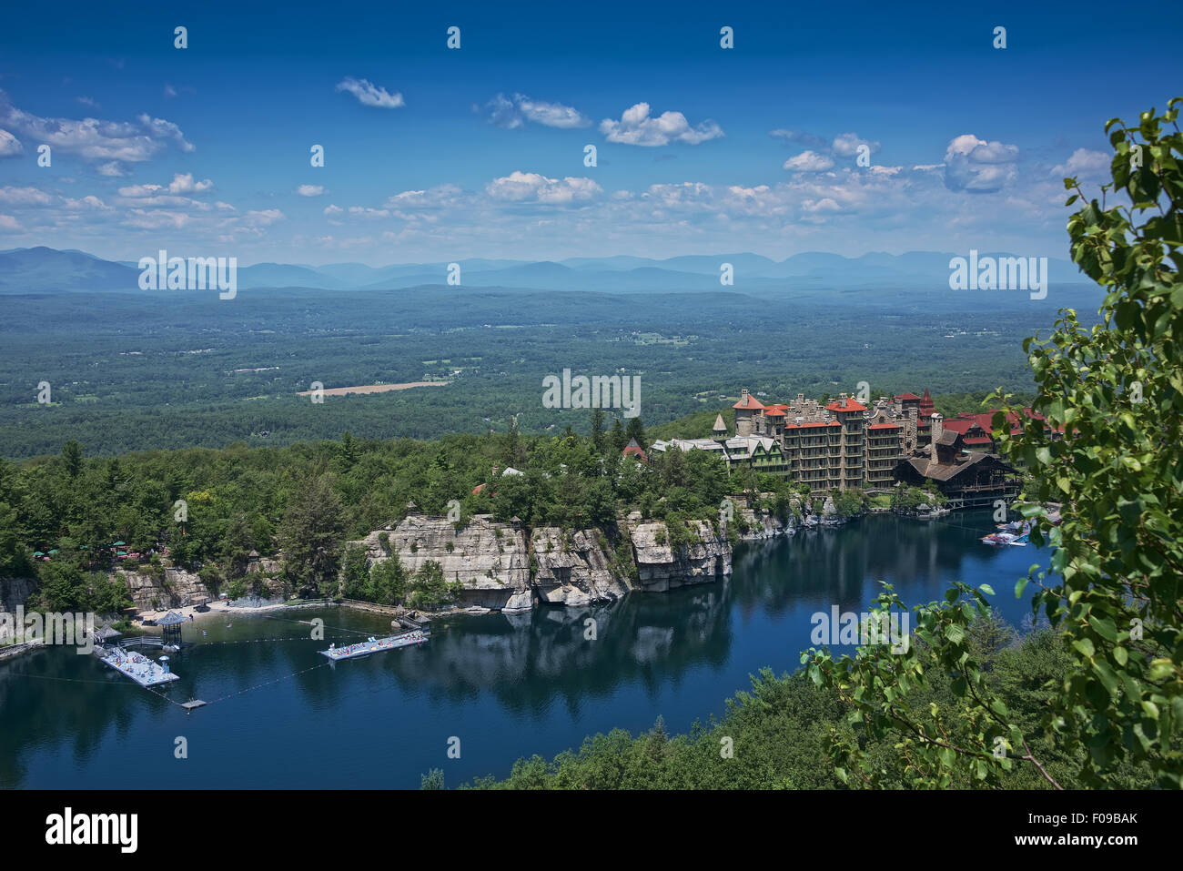 Scenic view from Skytop tower of Mohonk Mountain House and the Hudson Valley in New Paltz, New York Stock Photo