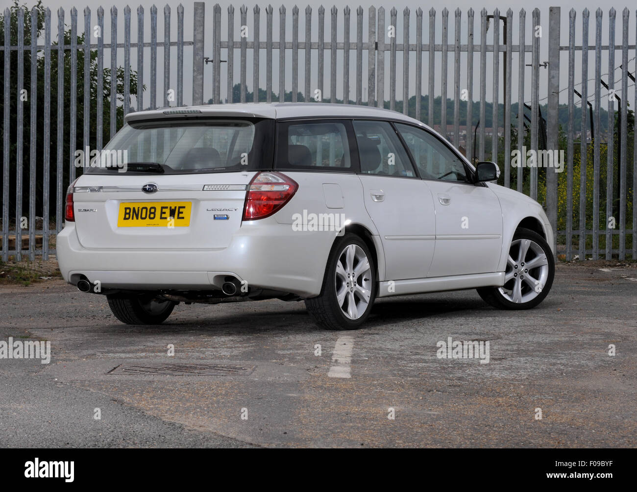 2009 Subaru Legacy estate car Stock Photo