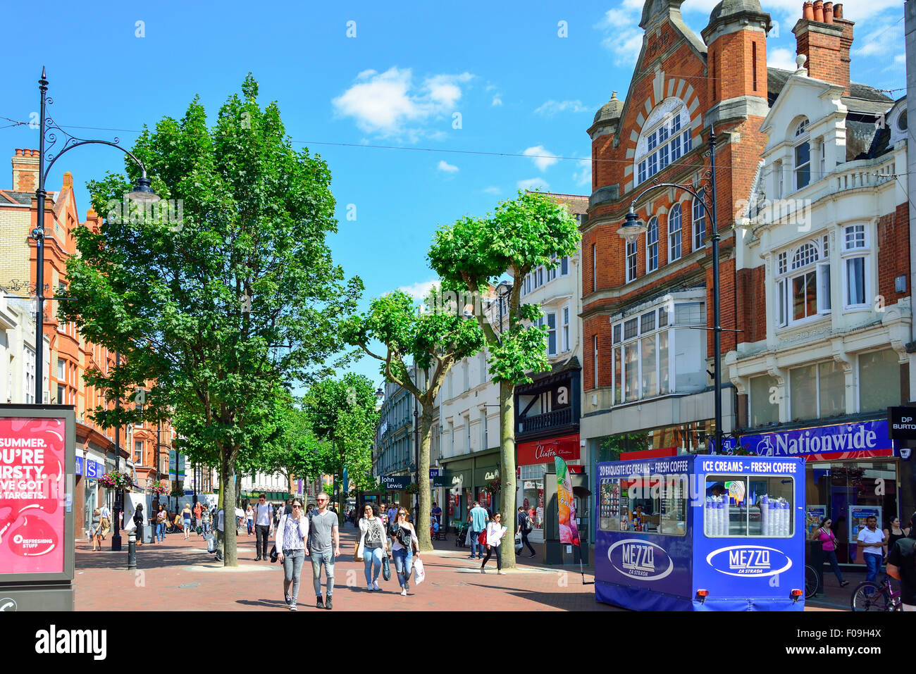 Pedestrianised Broad Street, Reading, Berkshire, England, United