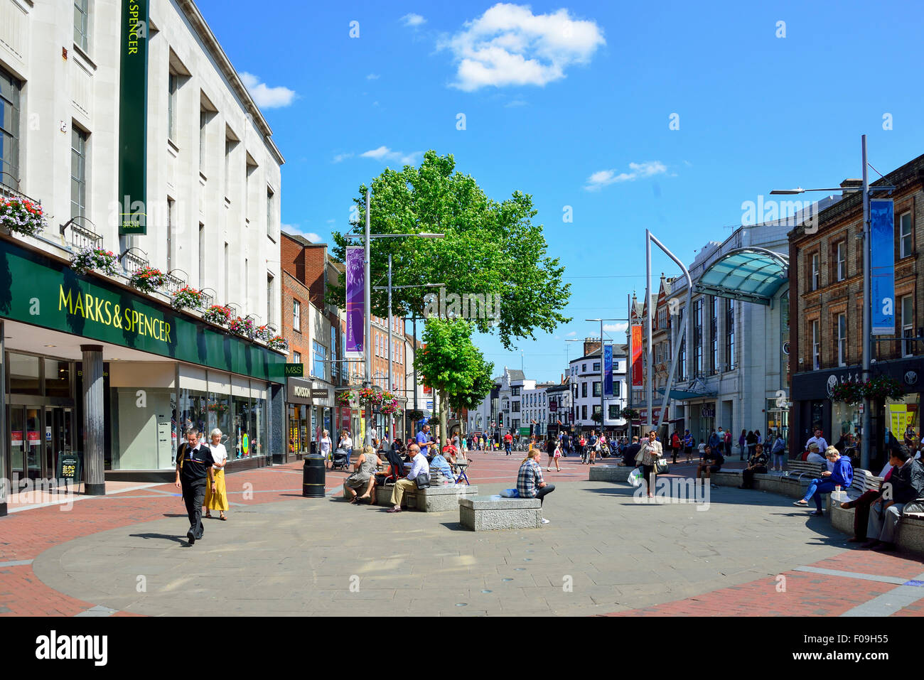 Pedestrianised Broad Street, Reading, Berkshire, England, United Kingdom Stock Photo