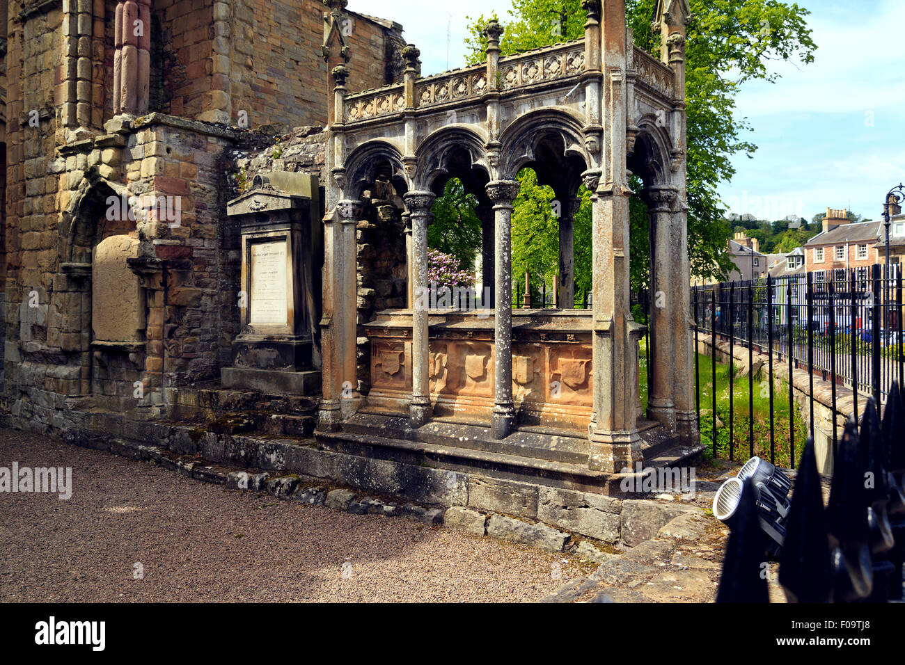 Jedburgh Abbey Ruins, Scotland Stock Photo Alamy