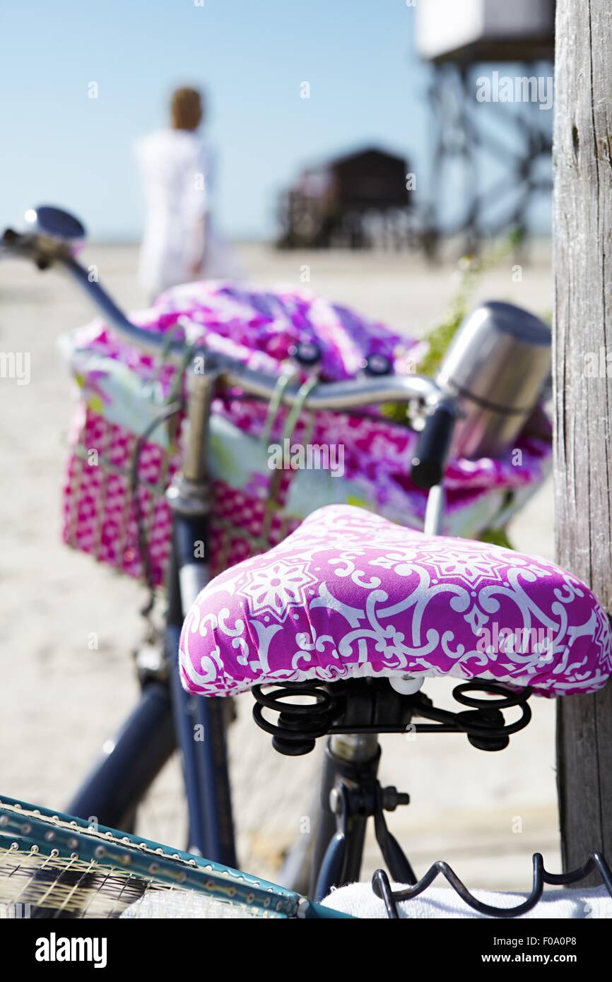 Pink bike sales seat cover