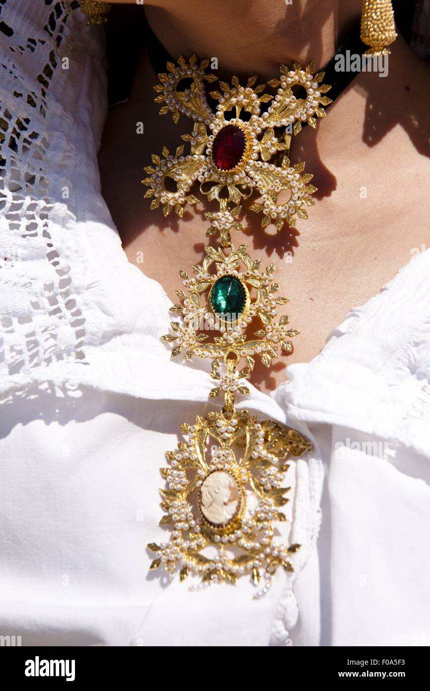 Wearing necklace hi-res stock photography and images - Alamy