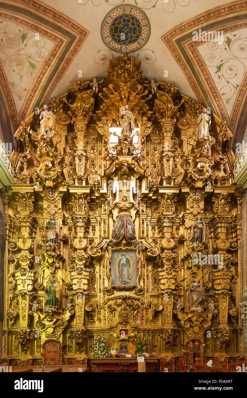 Inside Parroquia de Nuestra Senora de los Dolores, Dolores Hidalgo, Mexico  Stock Photo - Alamy