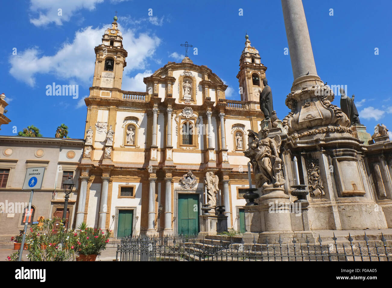 PIAZZA SAN DOMINICO,PALERMO,SICILY,ITALY Stock Photo