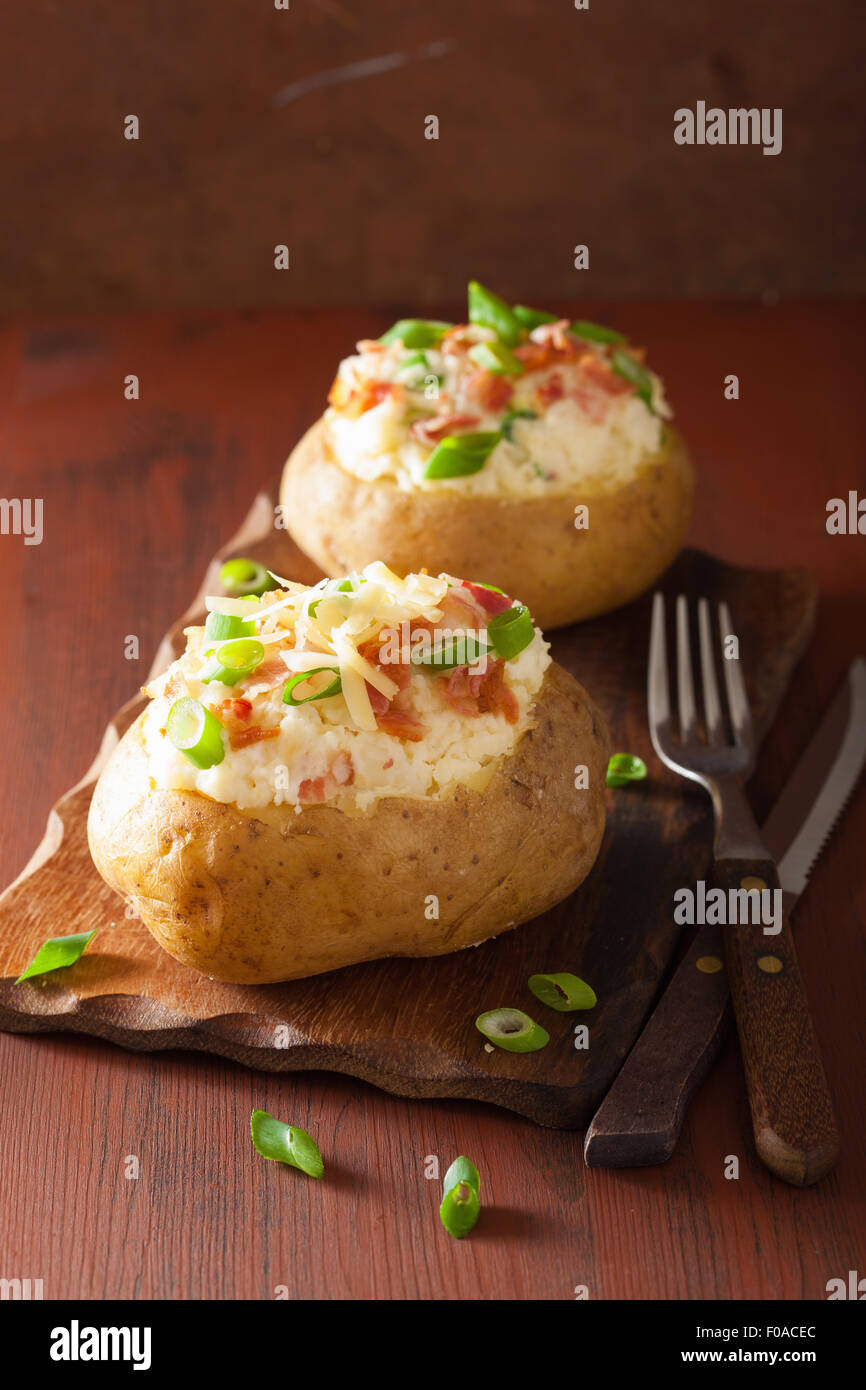 Jacket potato cream cheese hires stock photography and images Alamy