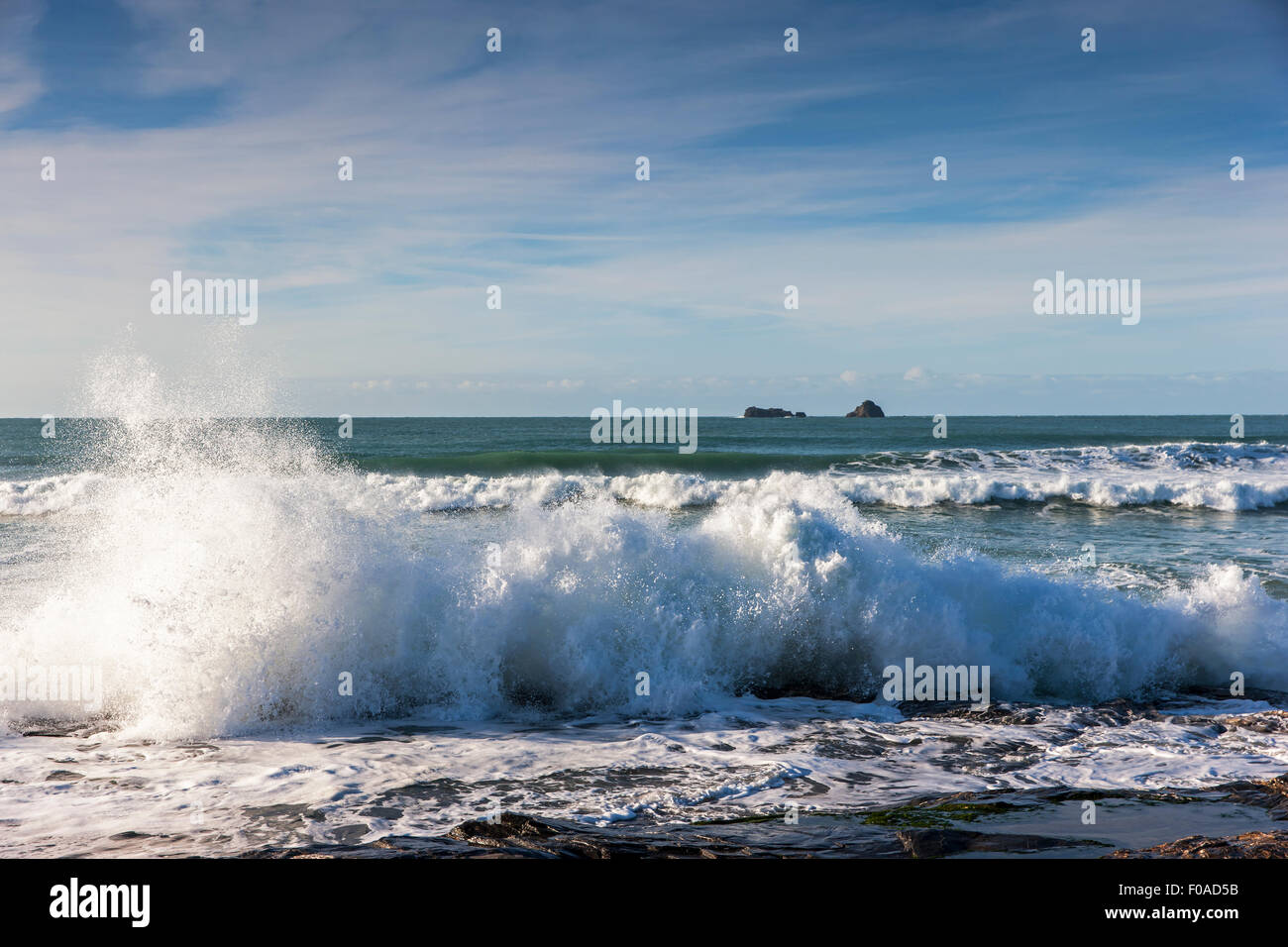 Crashing Waves, Booby’s Bay, Cornwall, England Stock Photo