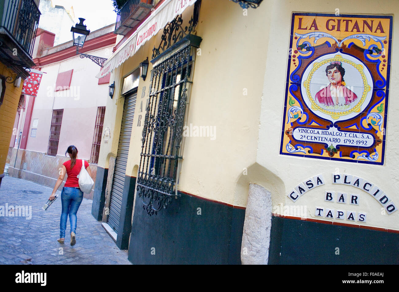 Bar southern spain woman hi-res stock photography and images - Alamy