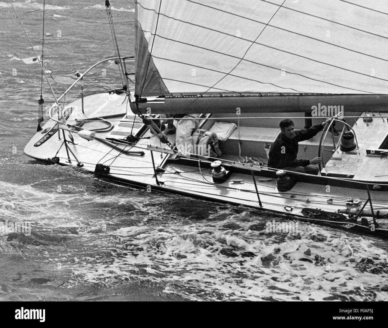 AUGUST, 1971. COWES, ENGLAND. RACE TED TURNER AT THE HELM OF THE