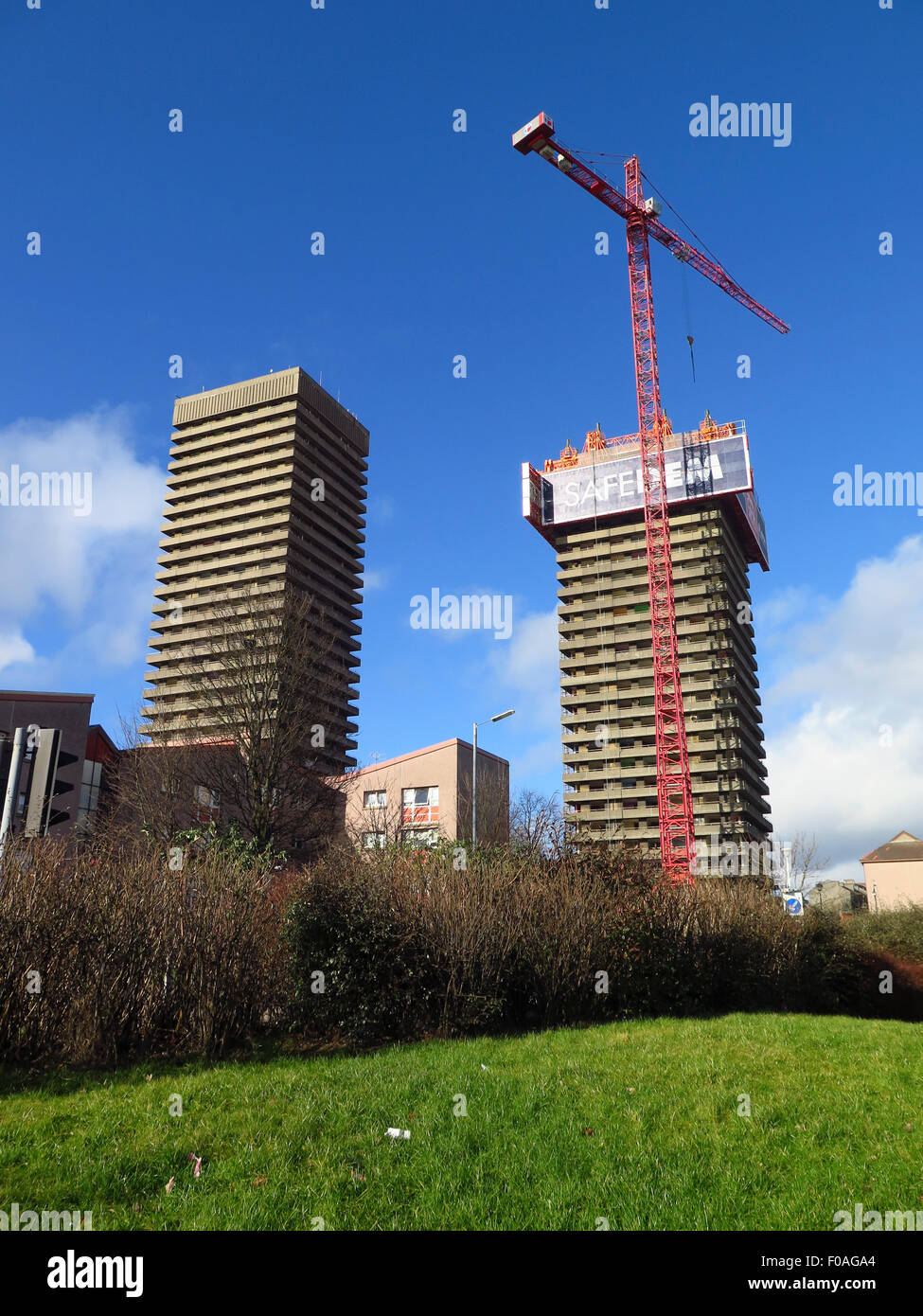 Top down demolition of Glasgow tower blocks Stock Photo Alamy