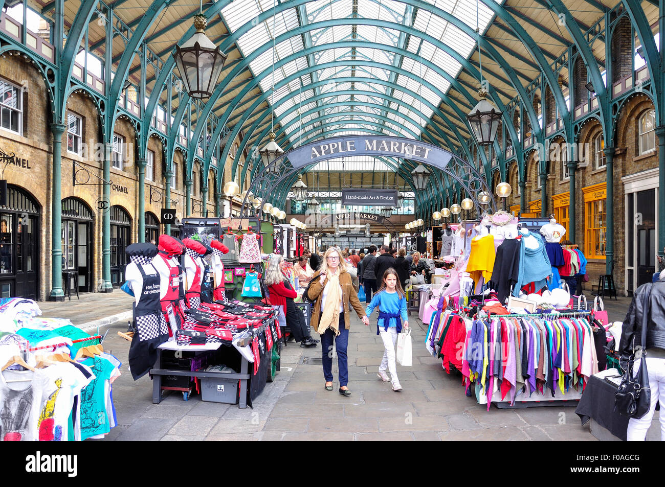 Apple Market in Covent Garden Market, Covent Garden, City of Westminster, London, England, United Kingdom Stock Photo