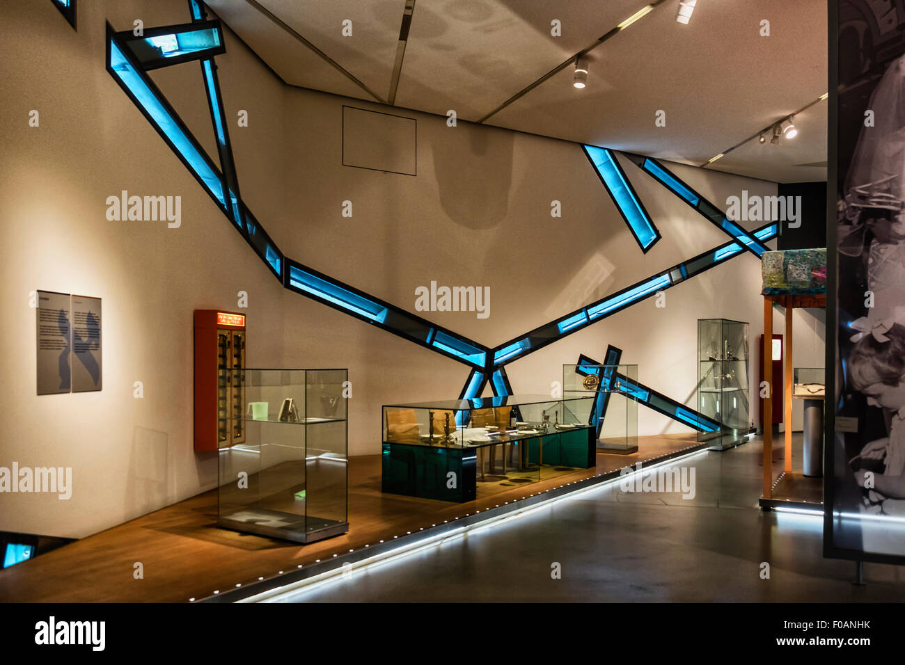 Berlin Jewish Museum Judisches Museum Interior Display