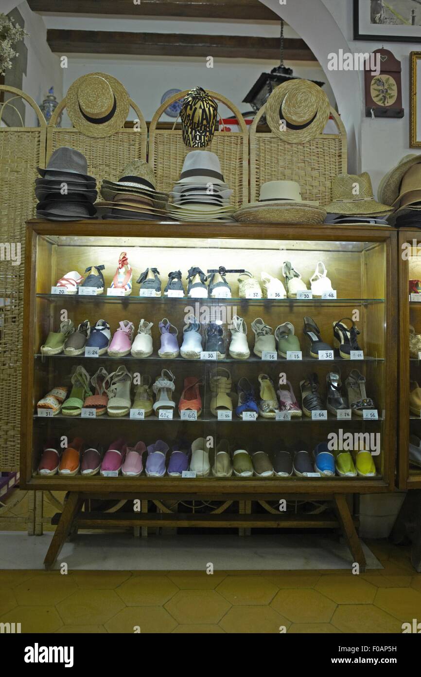 Interior of shoe shelf rack in La Manual Alpargatera at Barcelona ...