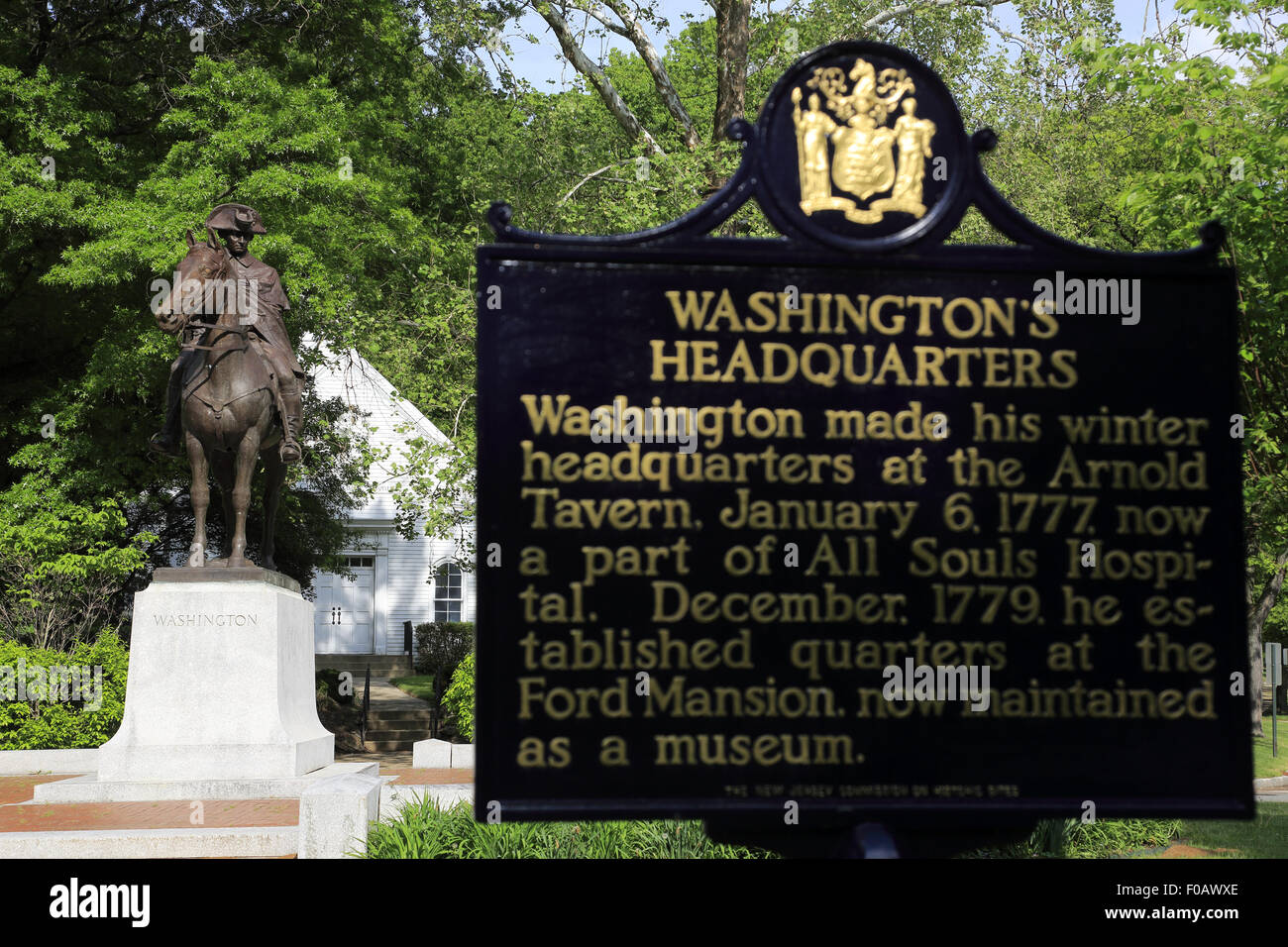 Equestrian statue of Washington in front of Ford Mansion