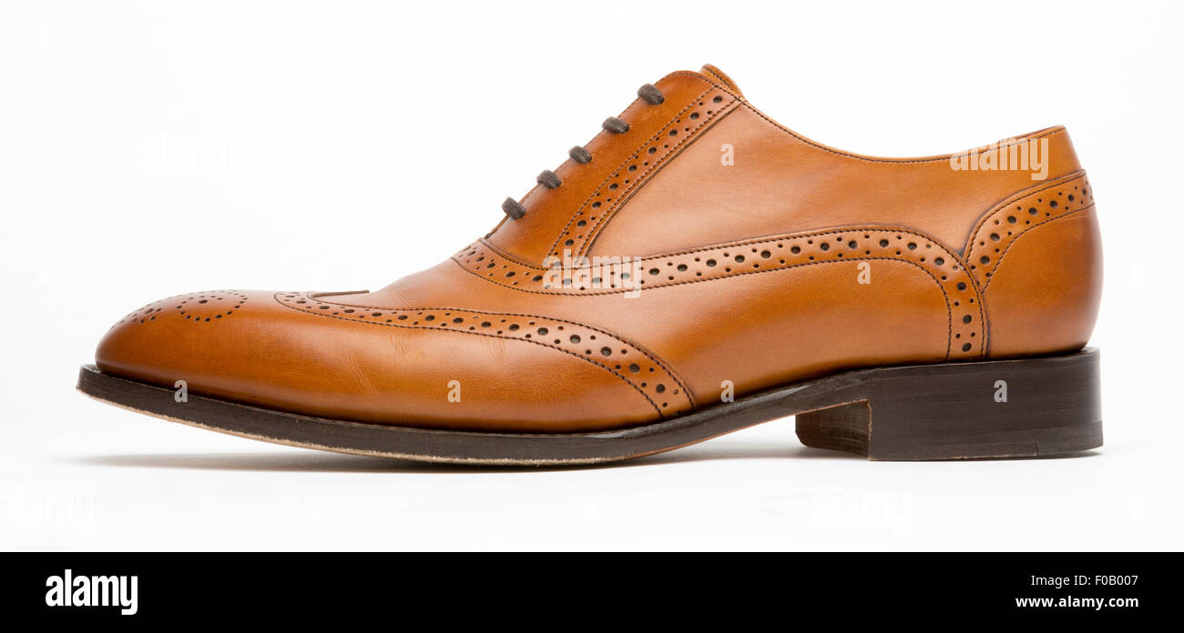 English Full Brogue Brown Shoe Profile Stock Photo - Alamy