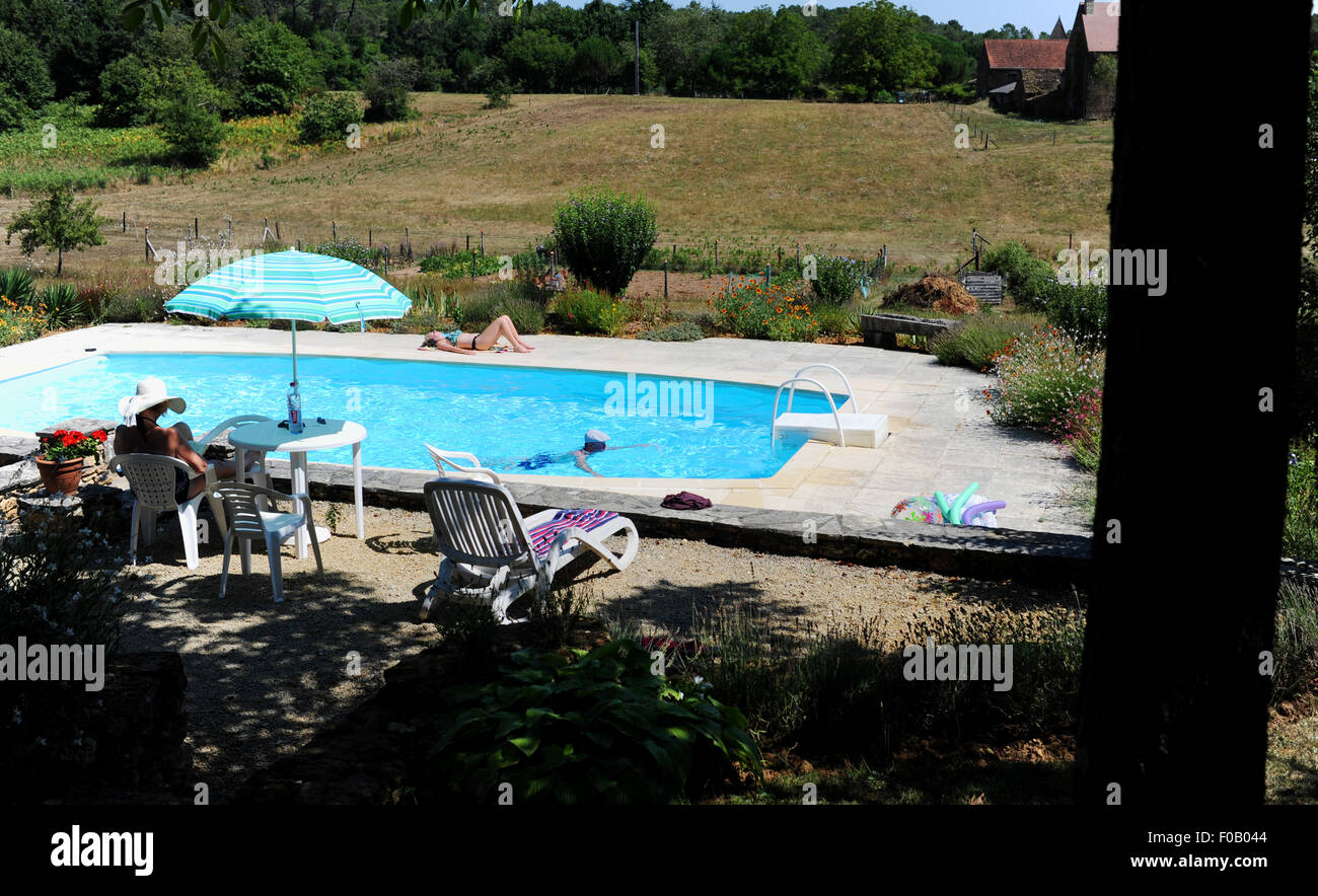 Holiday gite with swimming pool at Frayssinet-le-Gelat in the Lot Region Department of France Midi-Pyrenees Stock Photo