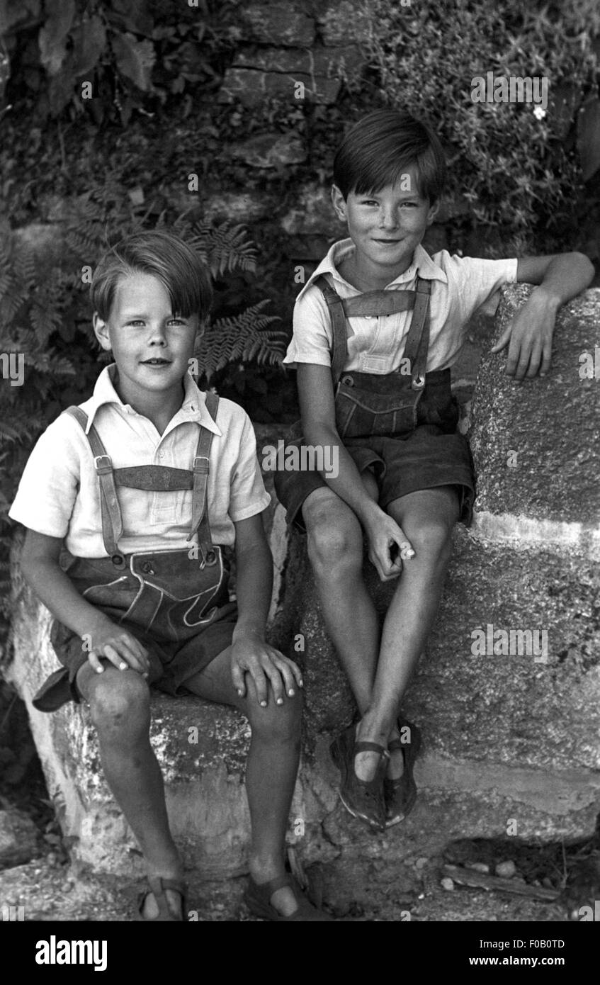 Portrait of two boys wearing Bavarian leather shorts Stock Photo Alamy