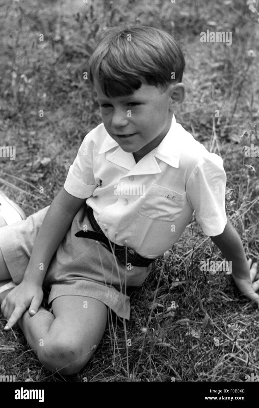 1940s boy shorts hi-res stock photography and images - Alamy