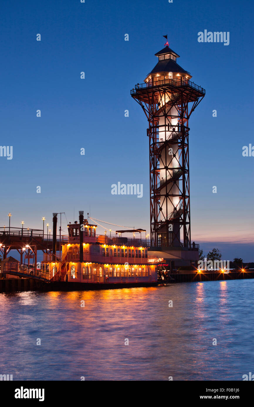 VICTORIAN PRINCESS STEAMBOAT BICENTENNIAL TOWER DOBBINS LANDING