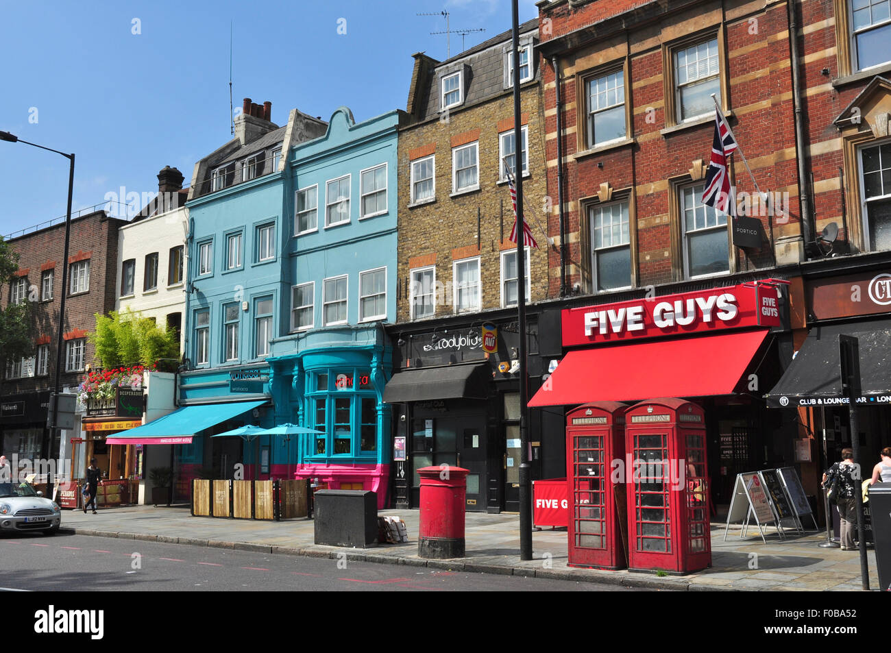 Cafes and restaurants, Upper Street, Islington, London, England, UK