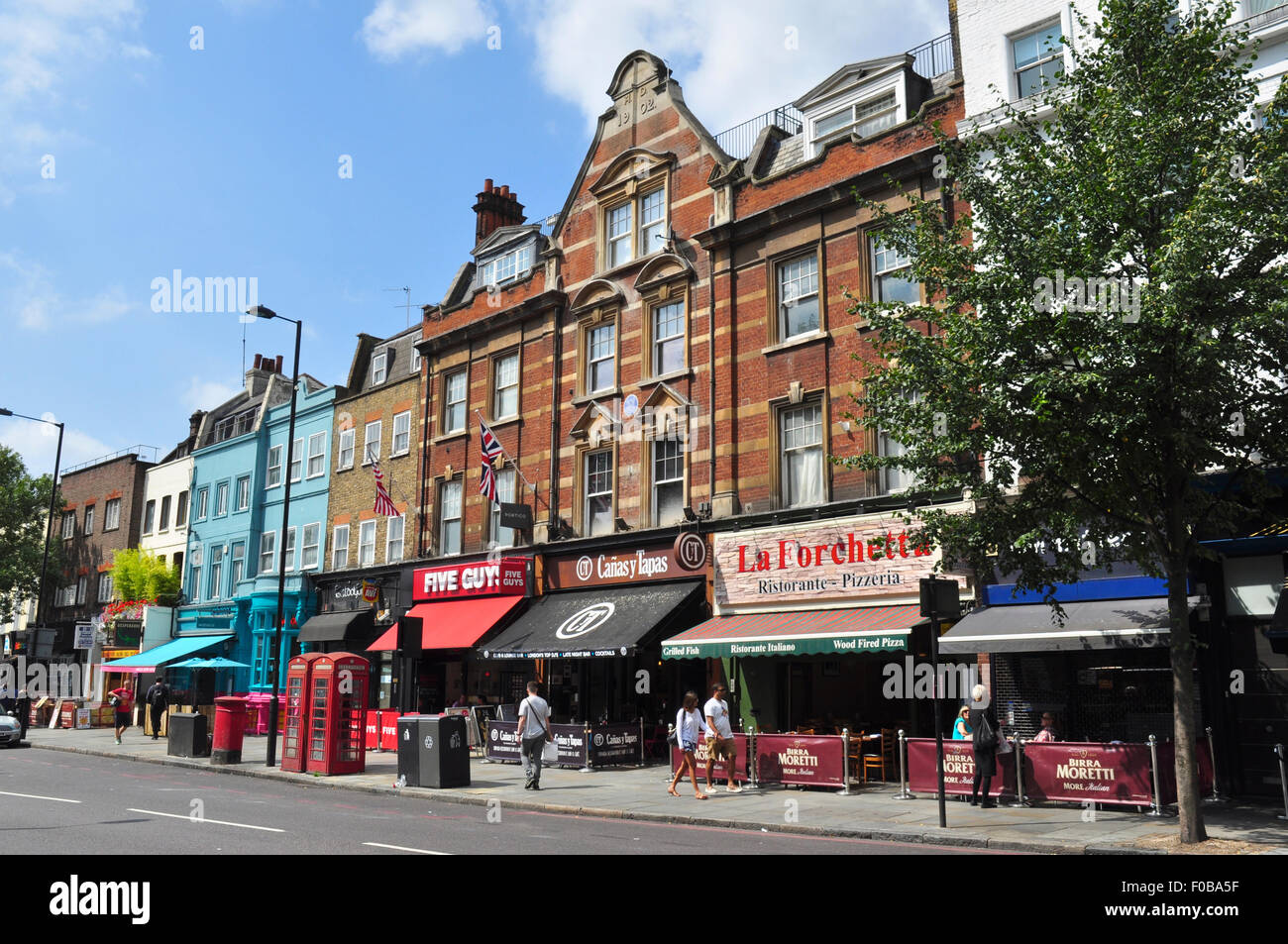 Cafes and restaurants, Upper Street, Islington, London, England, UK