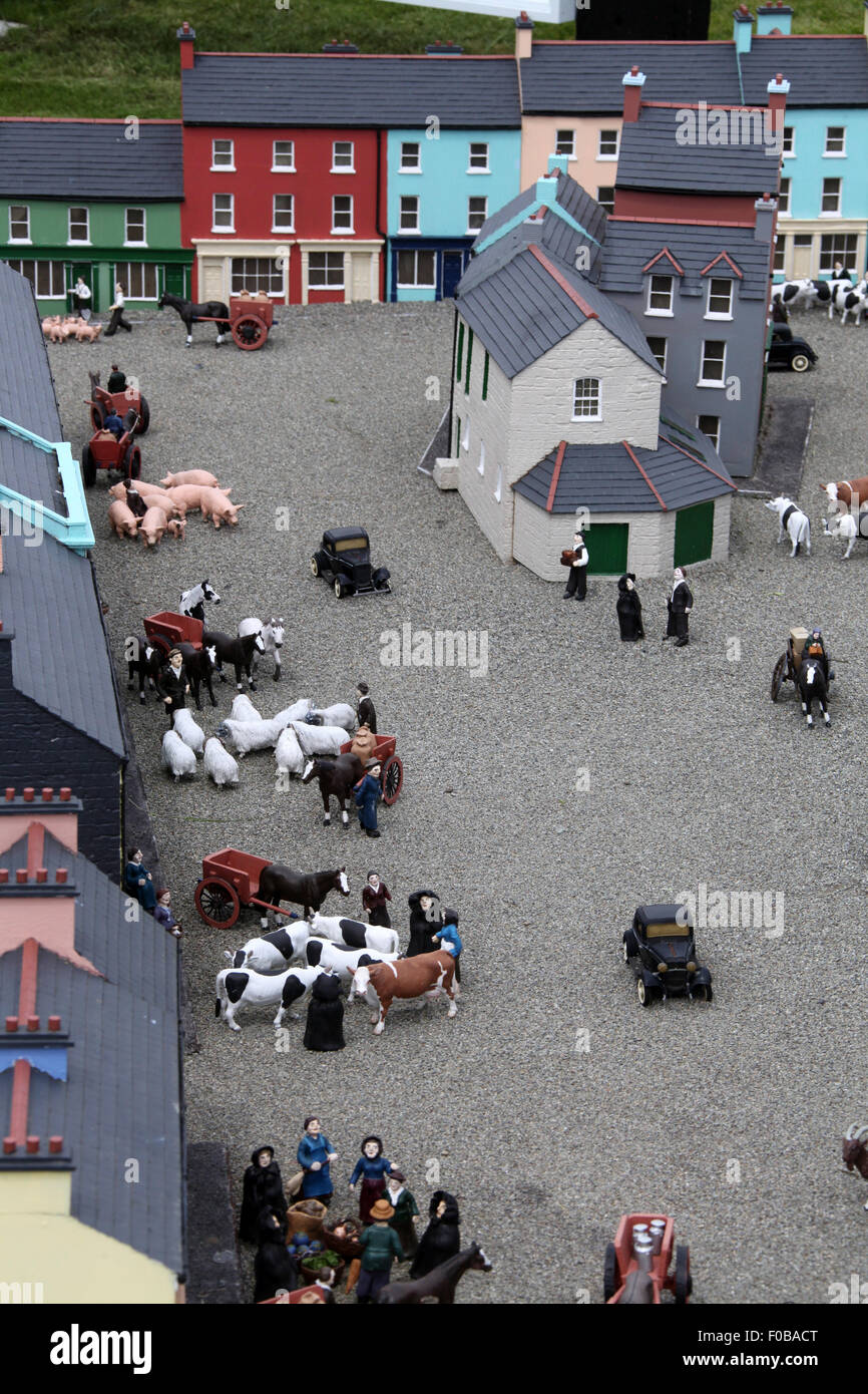 Vintage railway models hires stock photography and images Alamy