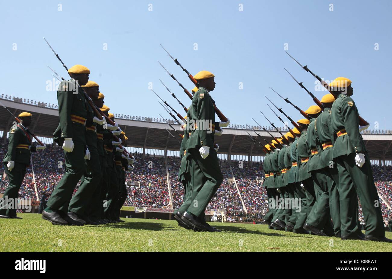 Harare, Zimbabwe. 11th Aug, 2015. Zimbabwean defense forces take part
