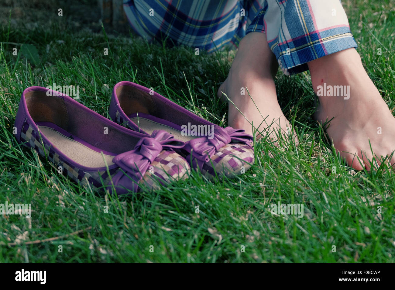 Walk a mile in one's shoes. These shoes are her. These shoes are her. She forgot shoes мем. In her shoes.