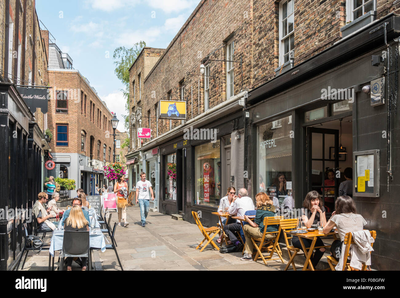 Outdoor restaurants in Camden Passage, Islington, London Borough of Islington, Greater London, England, United Kingdom Stock Photo