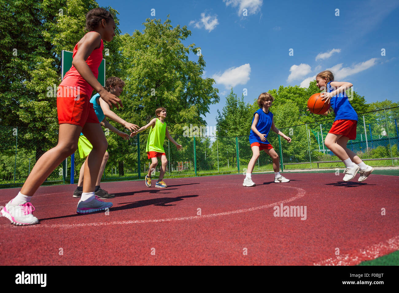 Black teenagers playing basketball hires stock photography and images Alamy