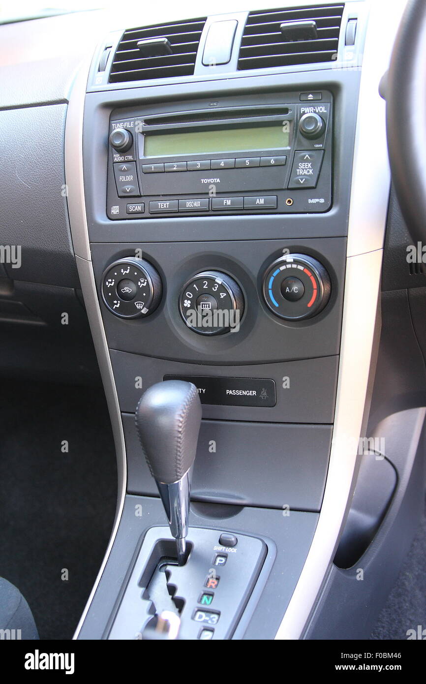 Close up of Toyota automatic gear box Stock Photo Alamy