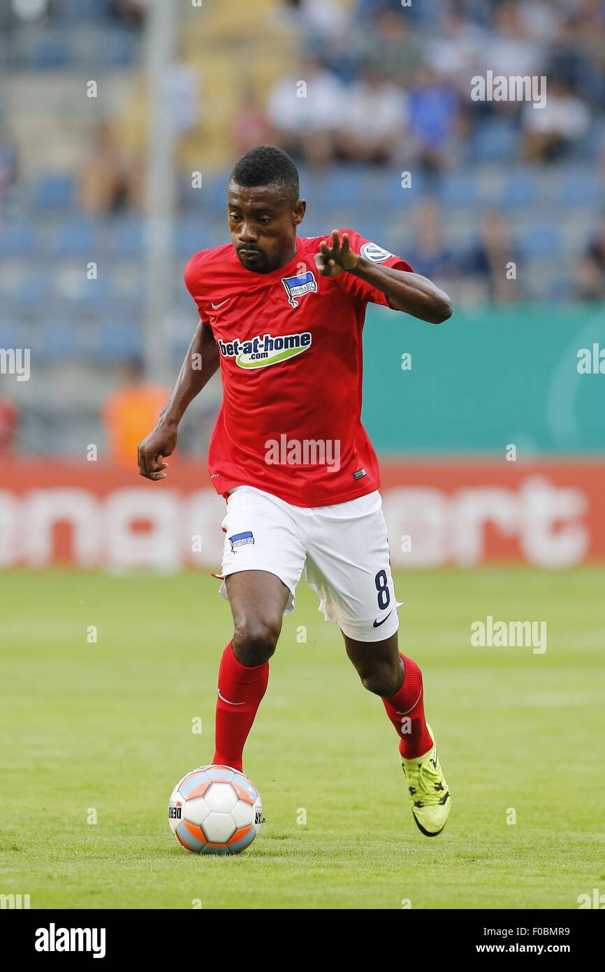 Salomon kalou hi-res stock photography and images - Page 2 - Alamy