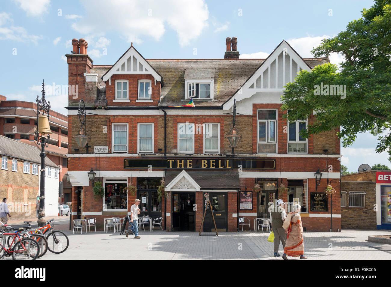 The Bell Pub, Bell Corner, Staines Road, Hounslow, London Borough of Hounslow, Greater London