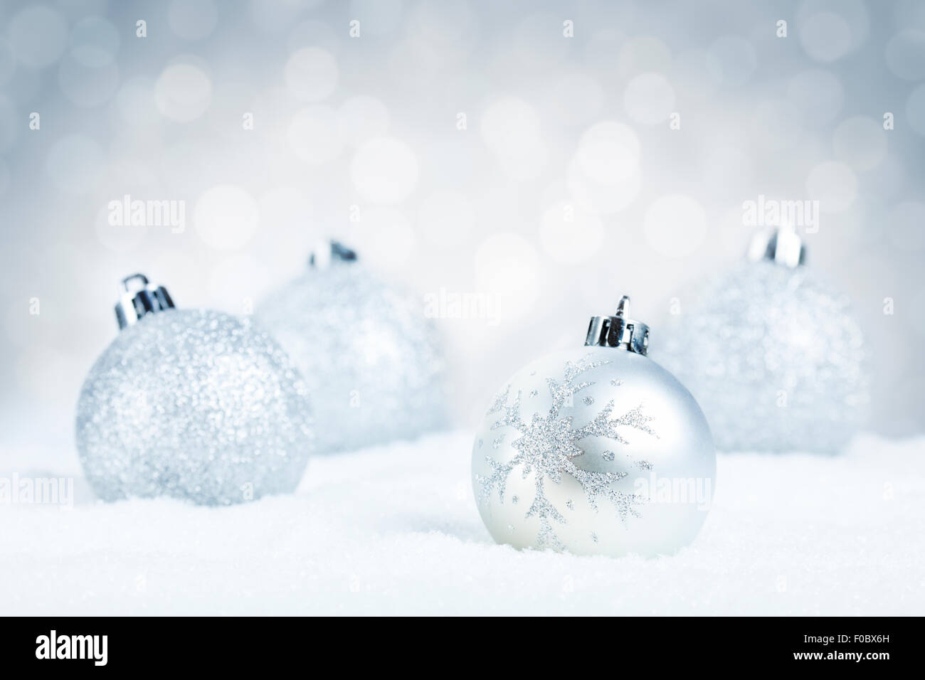 Silver key in the snow hi-res stock photography and images - Alamy