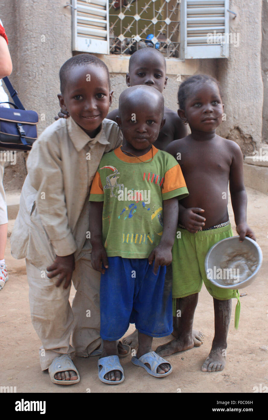 BANDIAGARA, MALI - OCTOBER 3, 2008:  Unidentified group of children in bandiagara in the Mopti region in Mali on october 3, 2008 Stock Photo