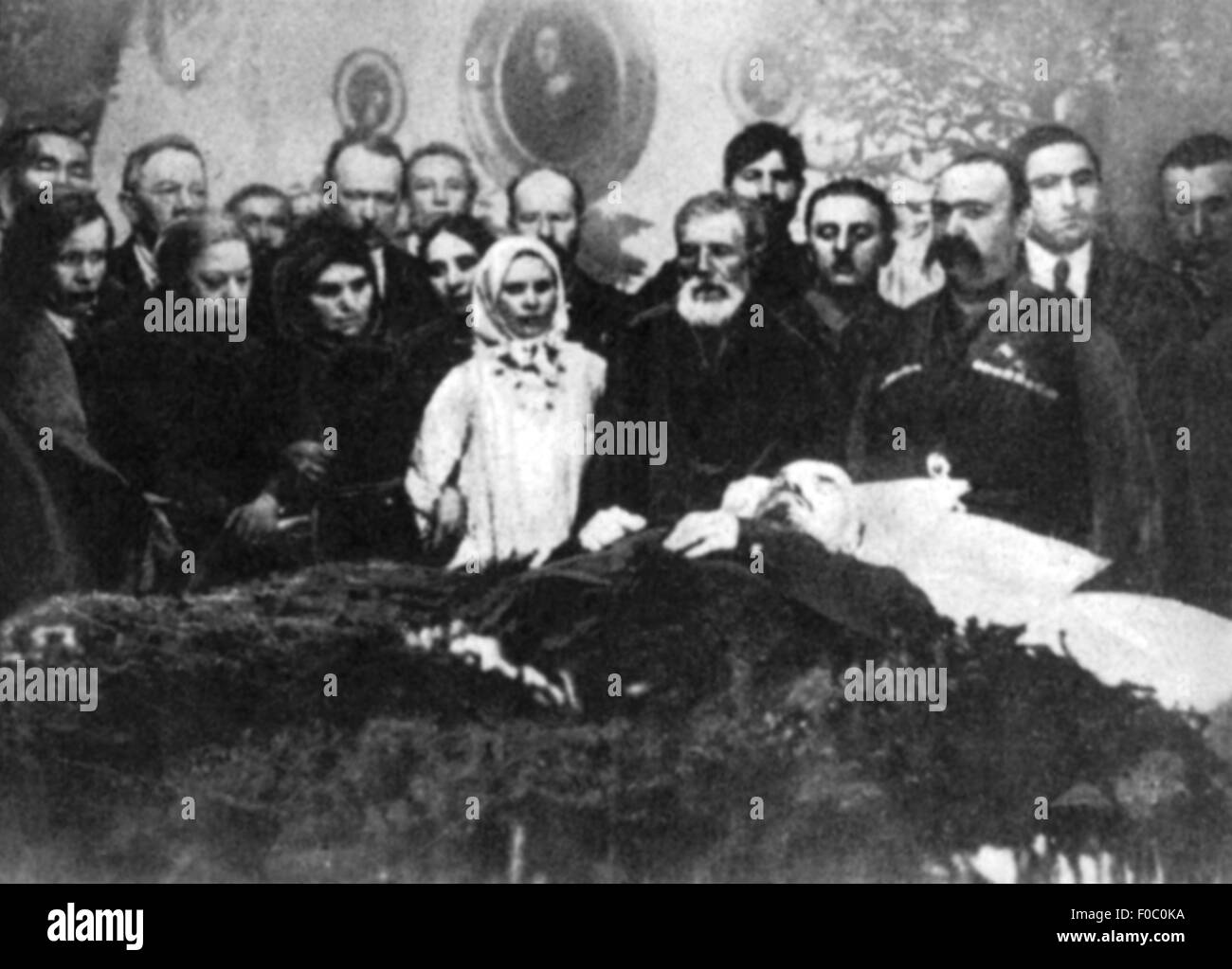 1960s Original 18x13 old photo photography vintage Russian Funeral Dead Man Woman Coffin Russia USSR 4051