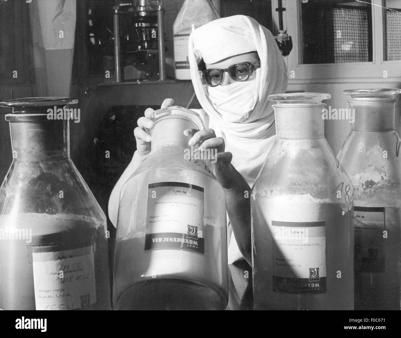 medicine, medicinal drug, penicillin, laboratory assistant checking a sample of the penicillin production, VEB Jenapharm, Jena, 1964, Additional-Rights-Clearences-Not Available Stock Photo