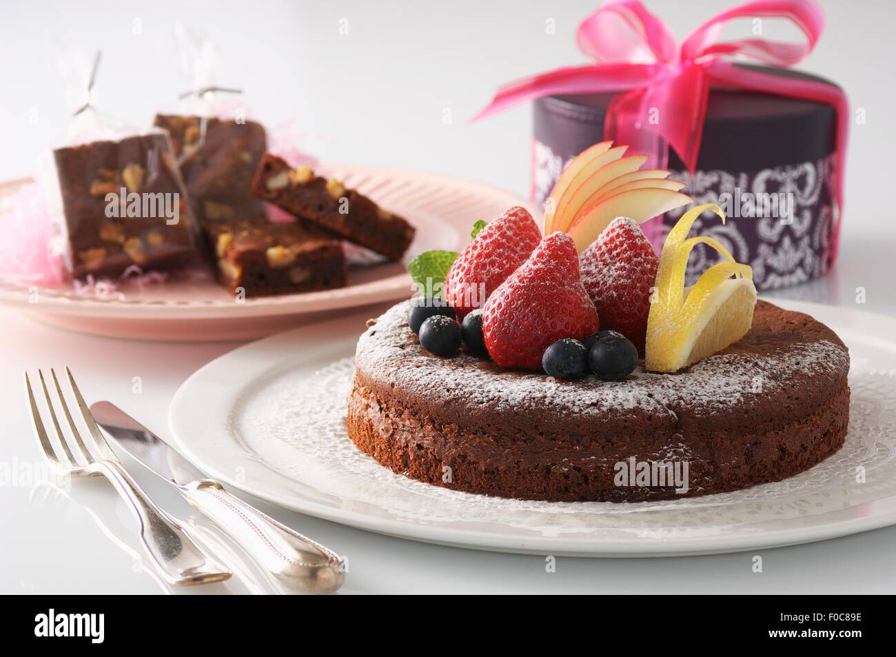 Cake with fresh fruit Stock Photo Alamy