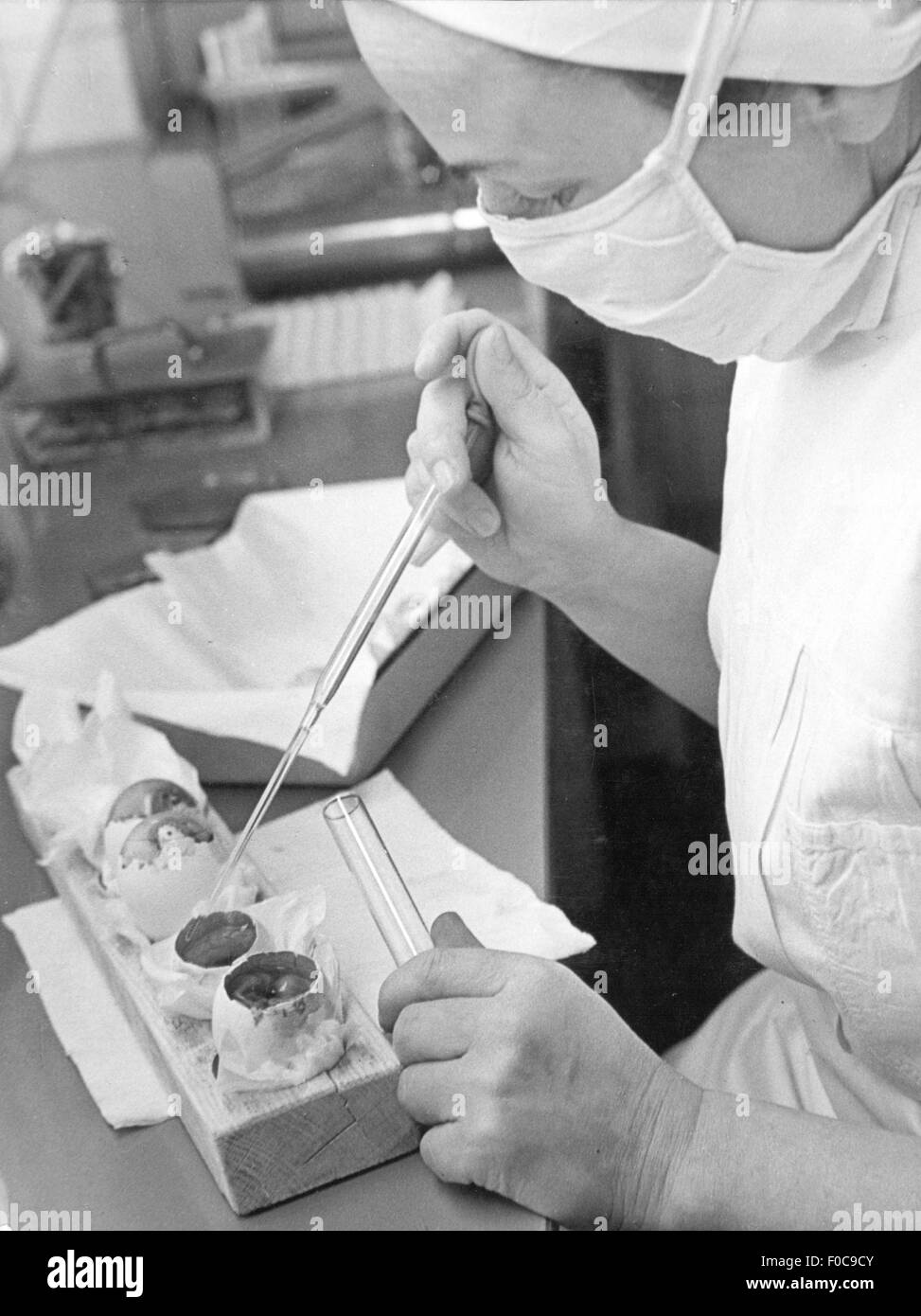 Mouth pipette Black and White Stock Photos & Images Alamy