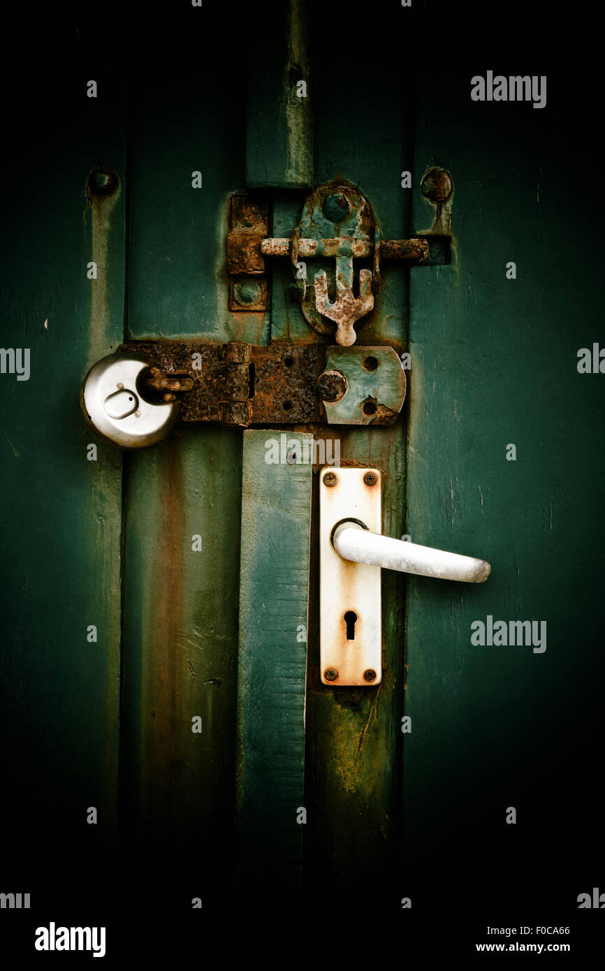 Rust Handles Rust texture metal door hi-res stock photography and images - Alamy