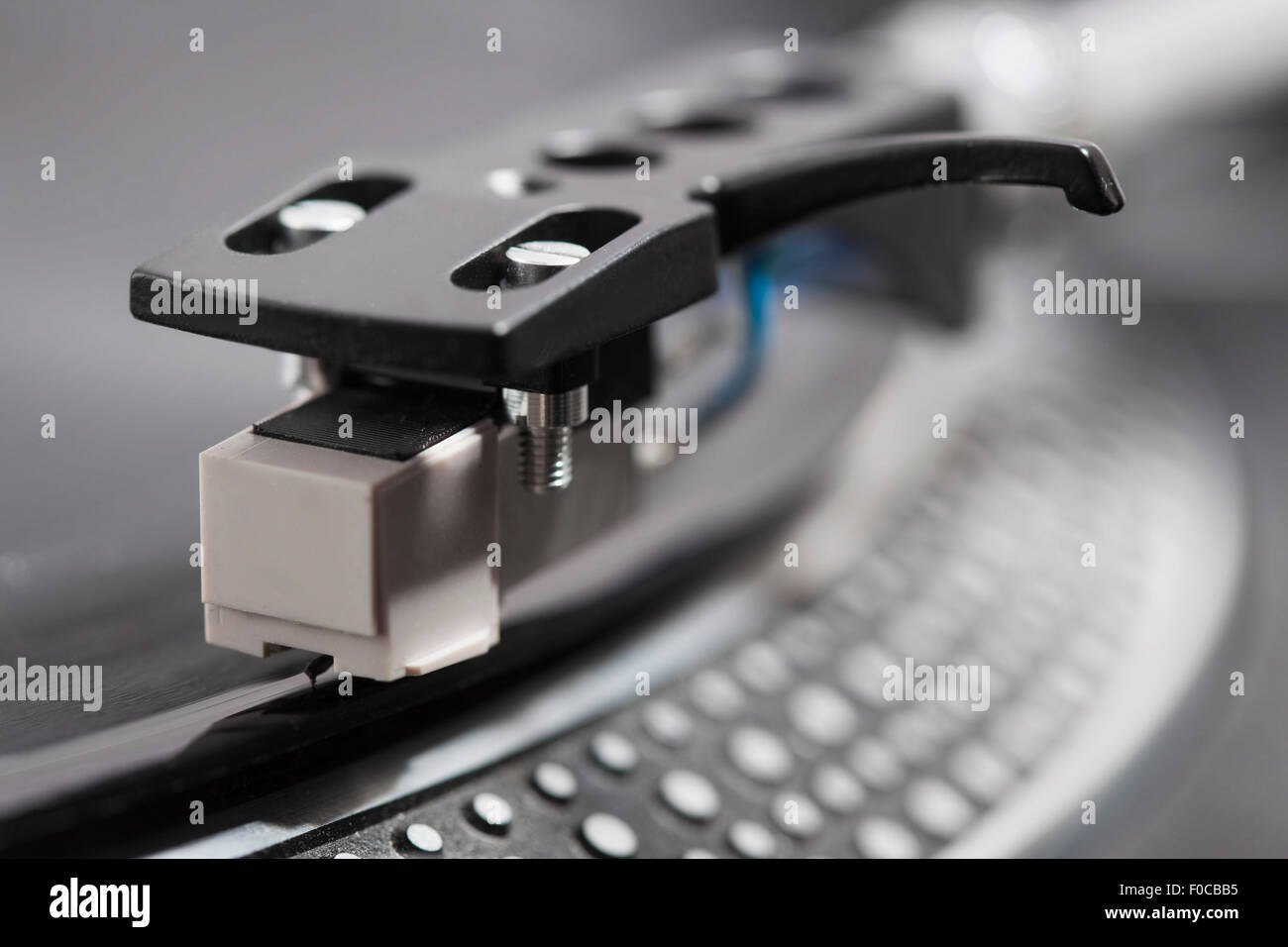 Close up of turntable head shell Stock Photo: 86324201 Alamy Close up of turntable head shell Stock Photo: 86324201 Alamy