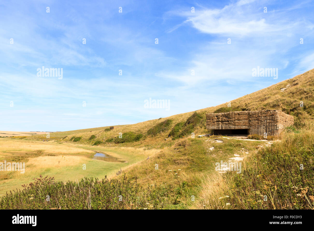 ww2-pillbox-at-cuckmere-haven-east-sussex-england-uk-stock-photo-alamy