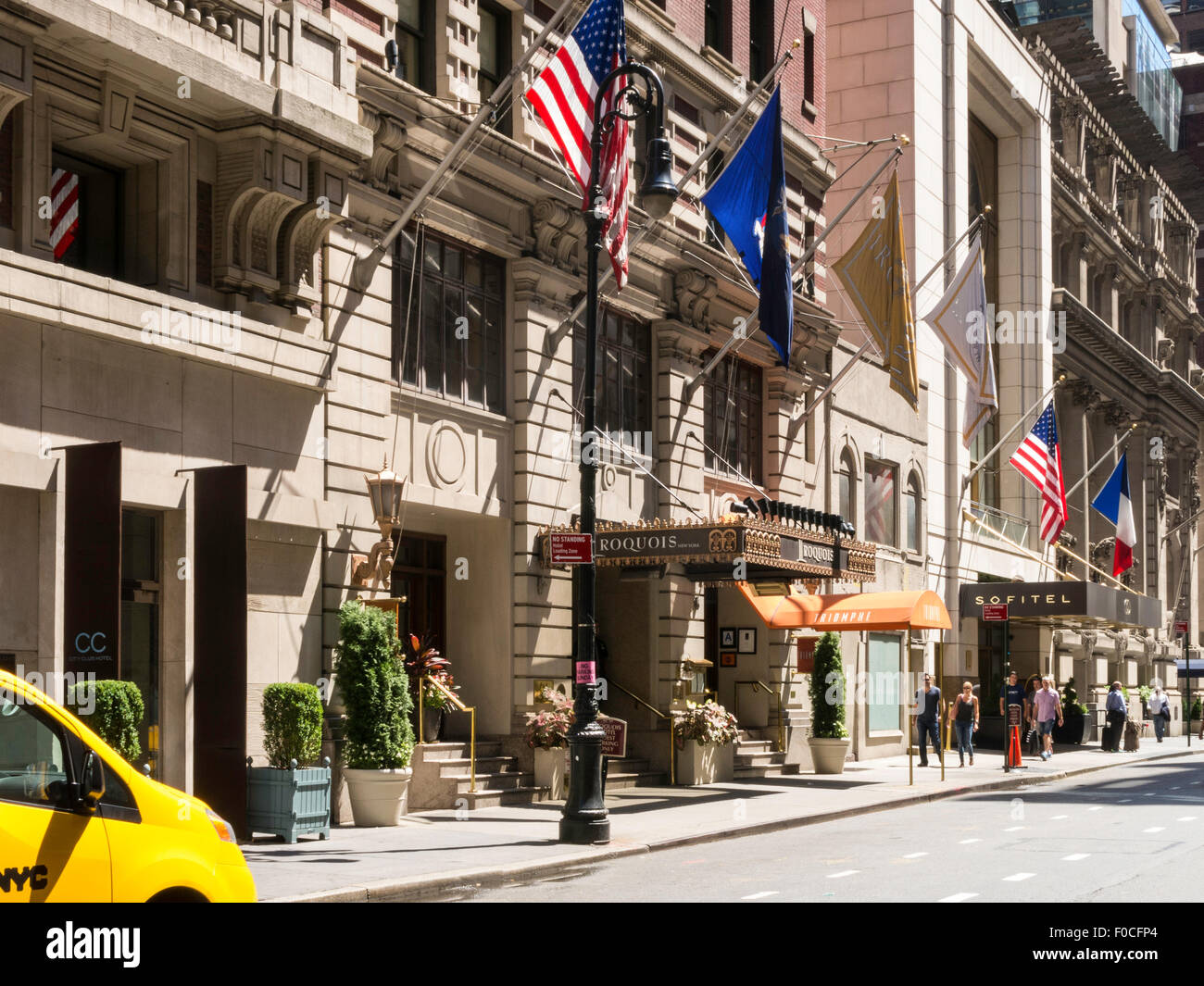 Iroquois Hotel and Triomphe Restaurant on West 44th Street, NYC Stock ...